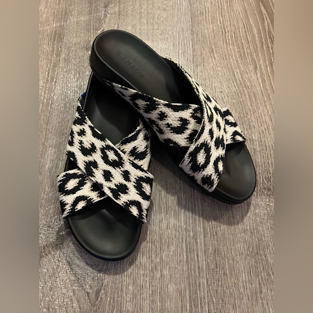 Rothy’s The Weekend Slide in Sandy Cat NWOB